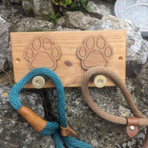 Dog Lead Holder... Paw Print #1 Natural